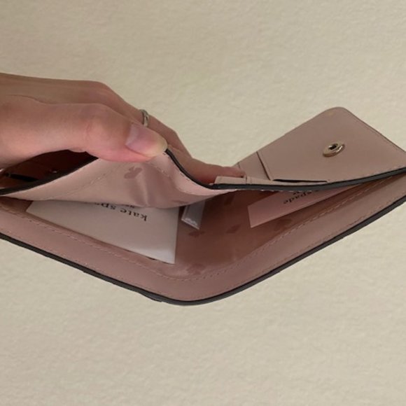 Brand New Kate Spade Bi-Fold Wallet - Picture 2 of 6